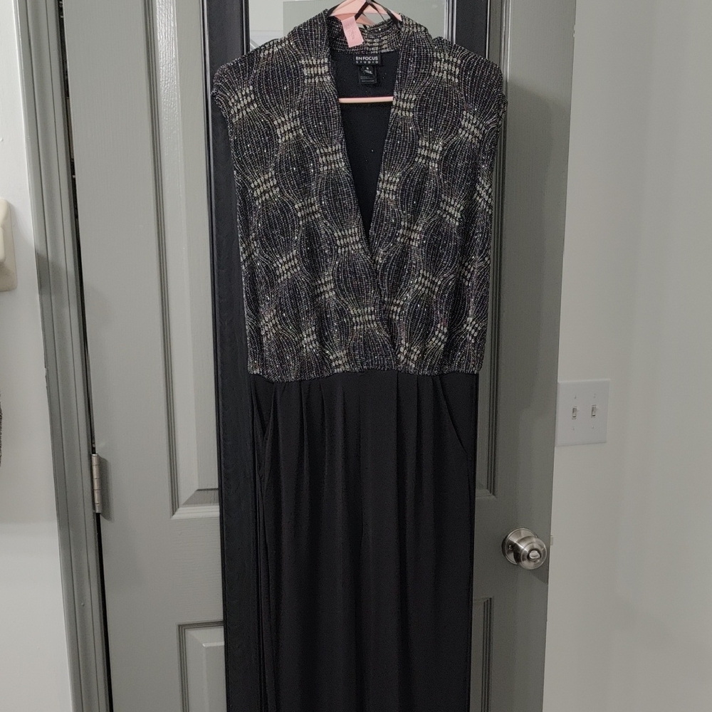 Enfocus Studio Elegant Black and Silver Sleeveless Romper/Jumpsuit W/Pockets